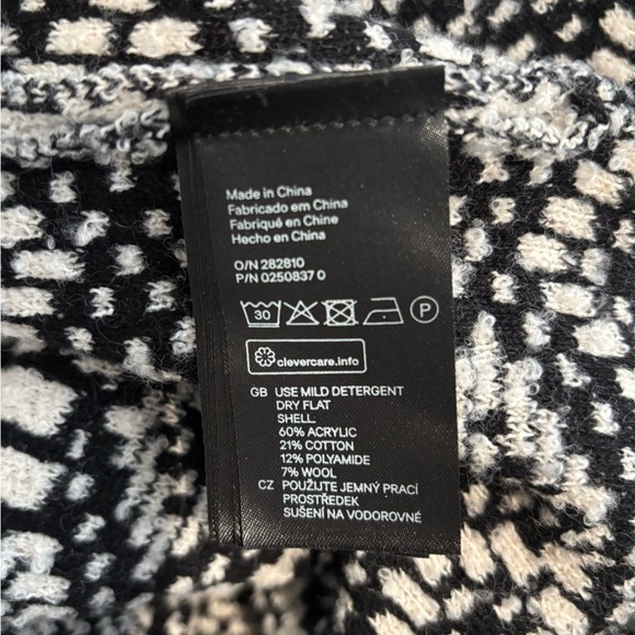 H&M Cardigan - Picture 6 of 6